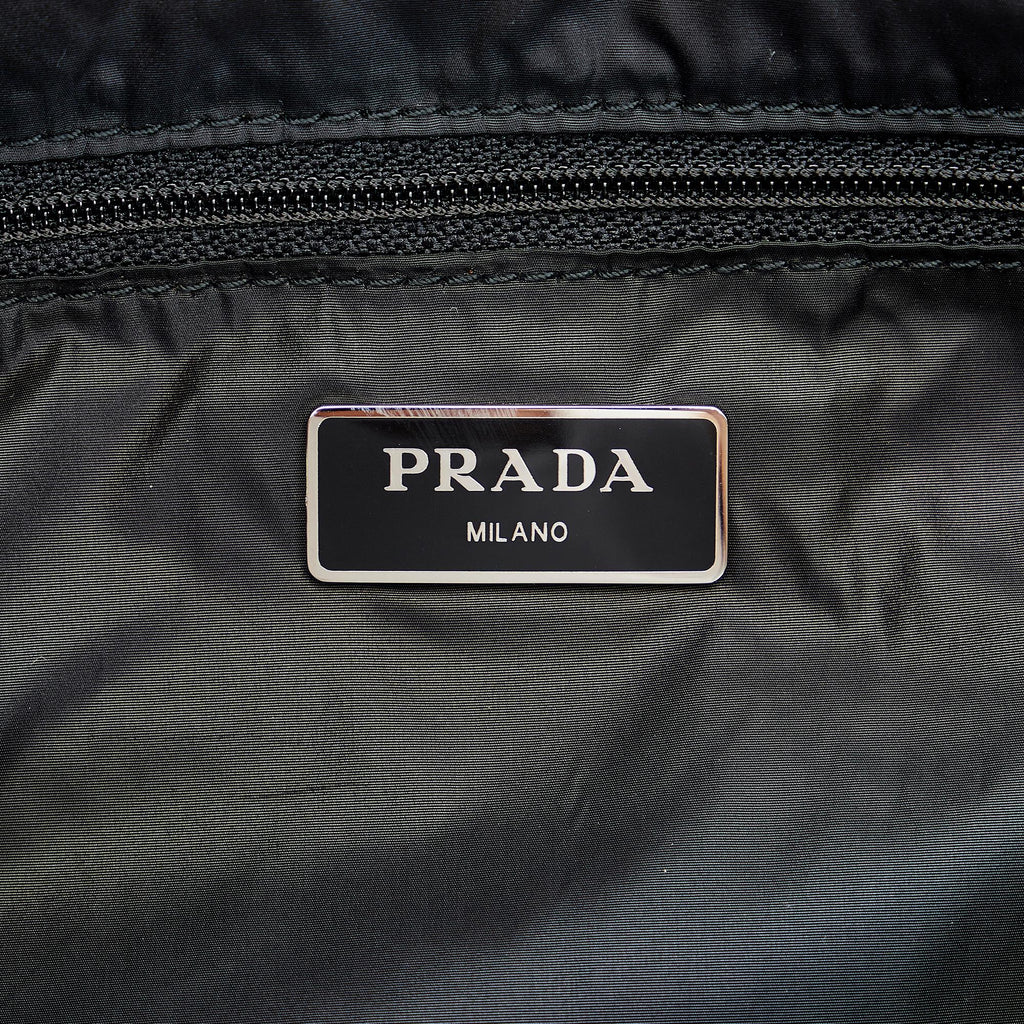 Prada Tessuto Stampato Tote (SHG-4rCDDv)