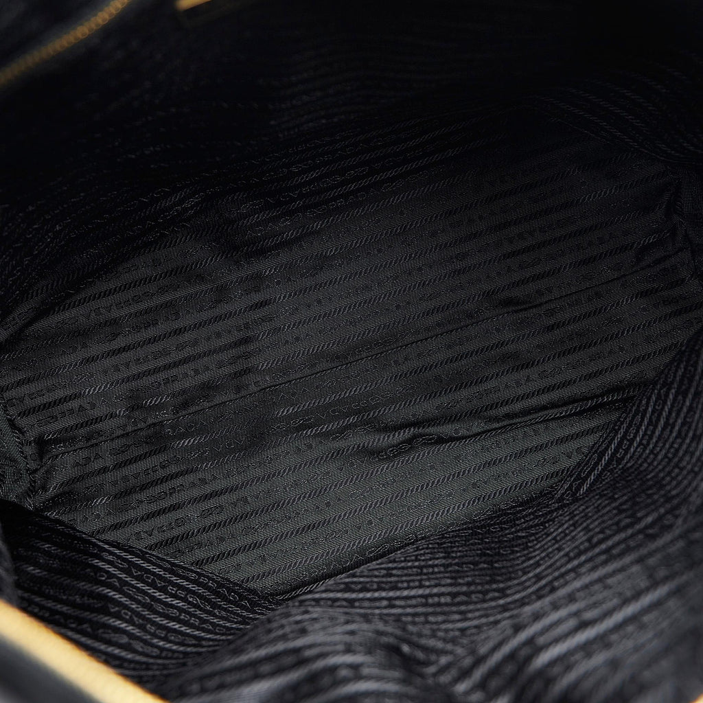 Prada Tessuto Tote Bag (SHG-Ck4bnI)
