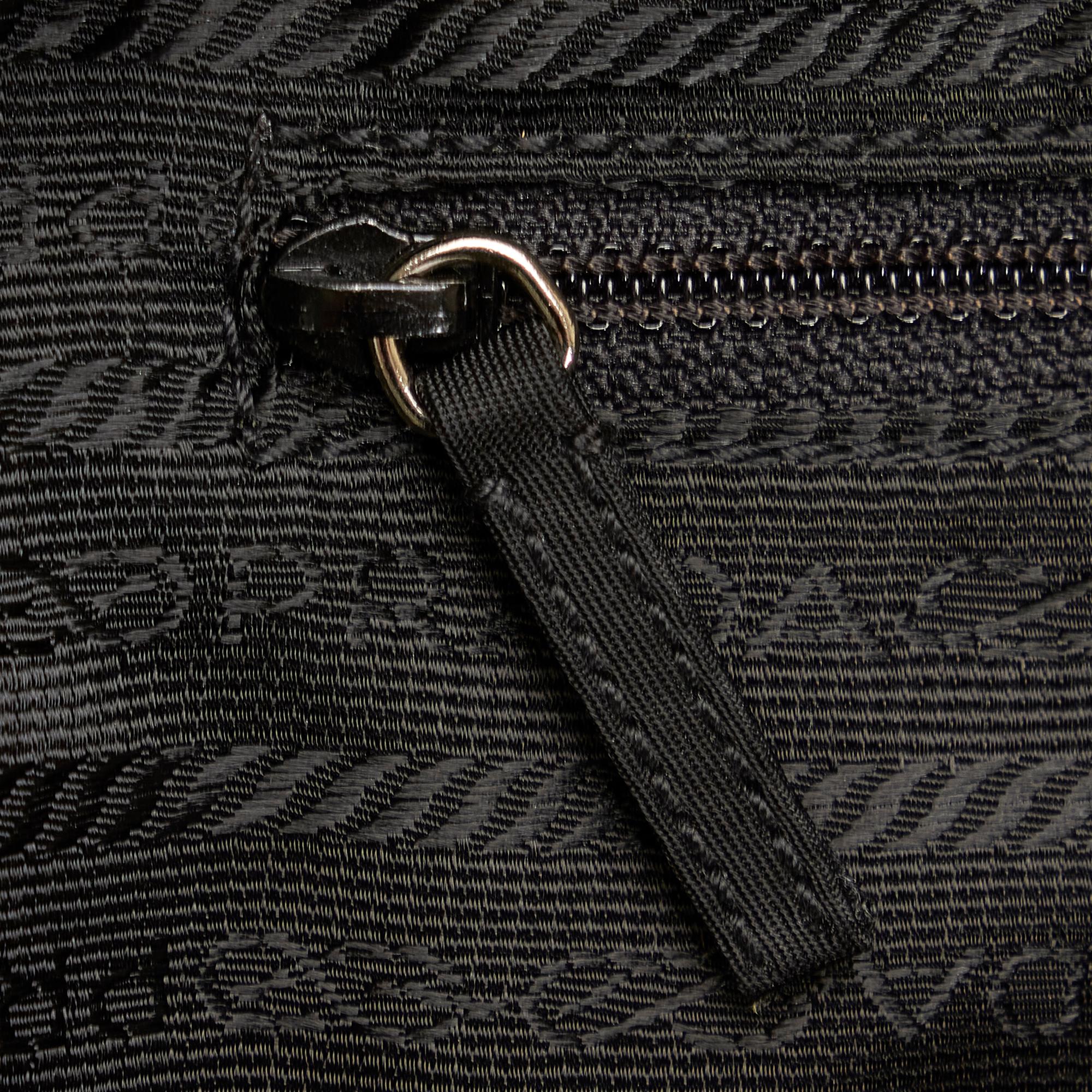 Prada Tessuto Tote (SHG-WfPej2)