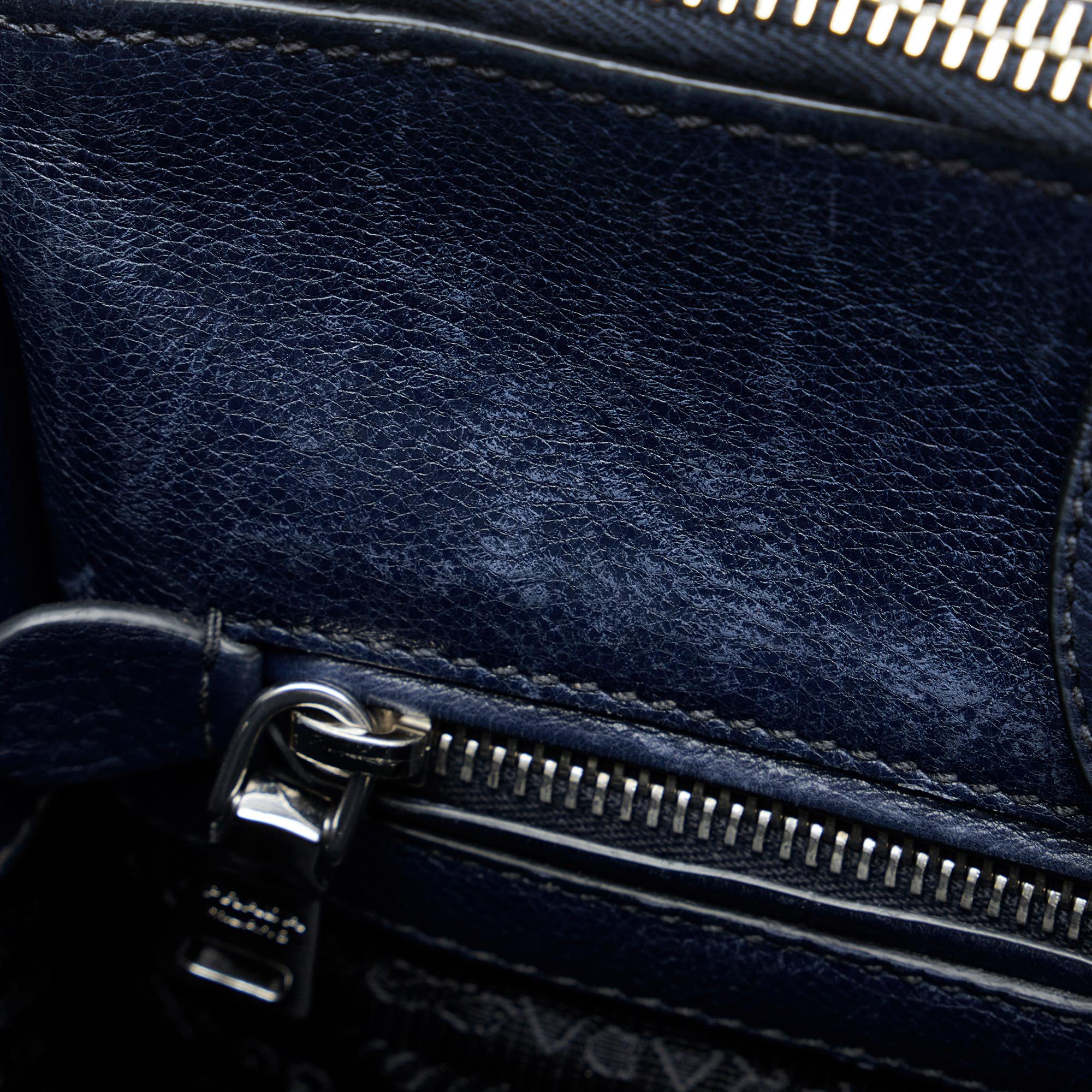 Prada Twin Pocket Satchel (SHG-yIzEnm)