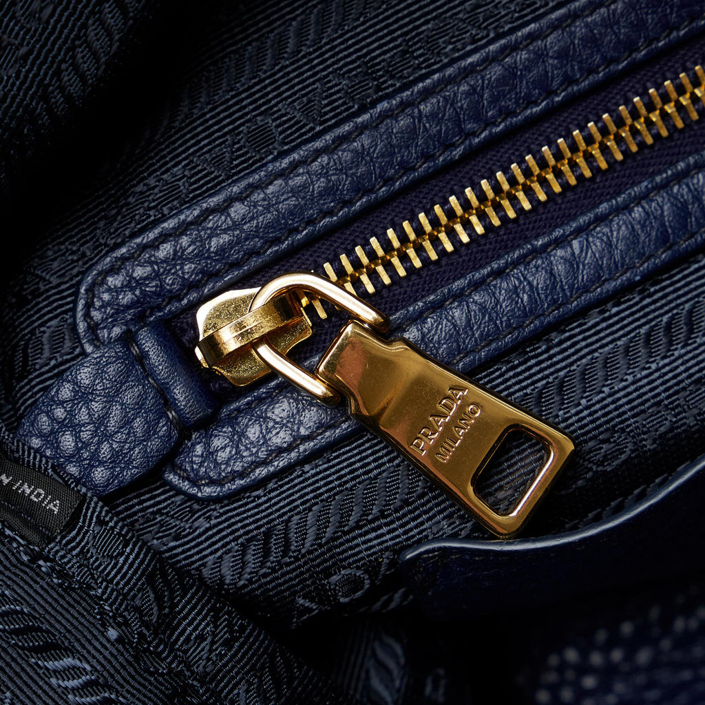 Prada Vitello Daino Bauletto (SHG-wohSJP)