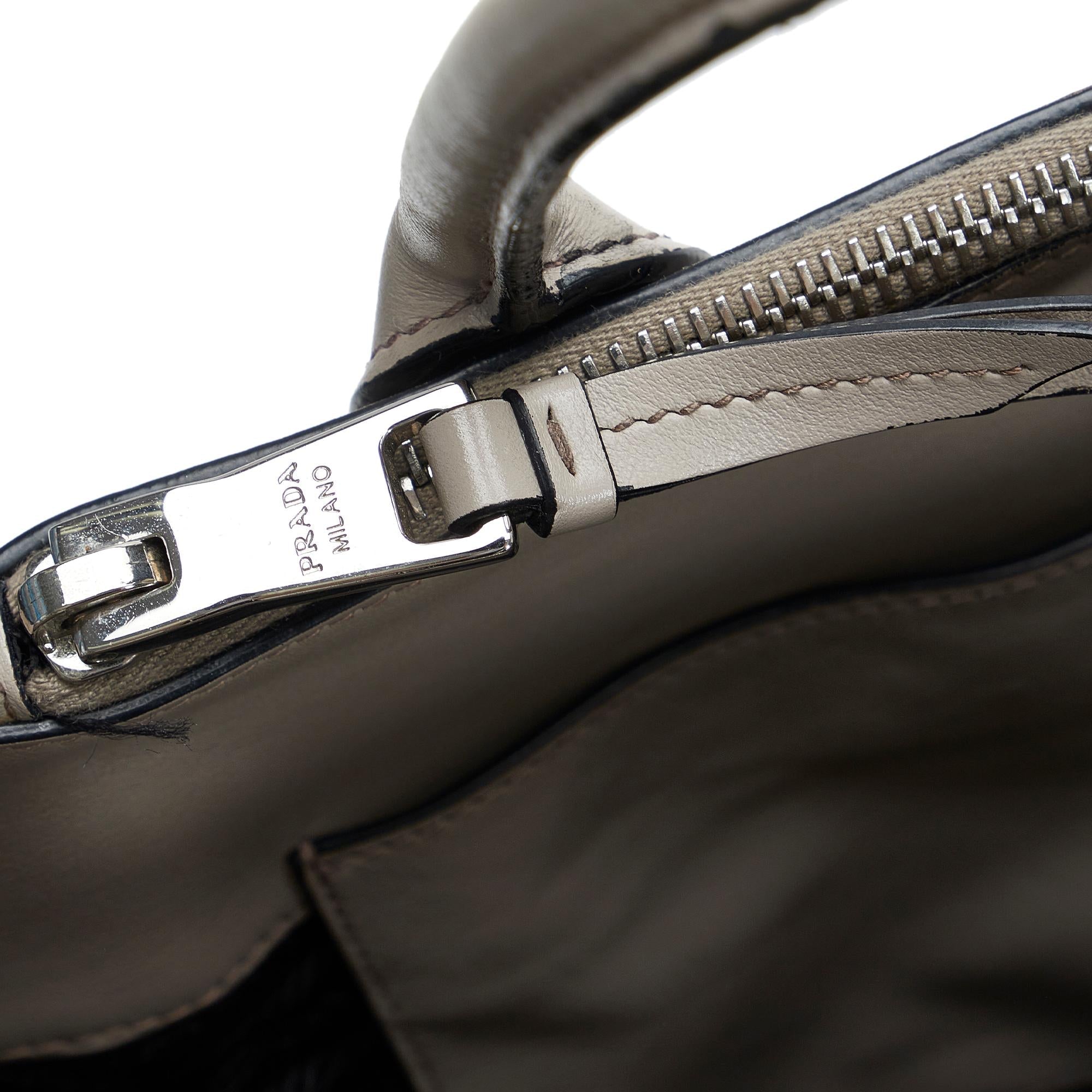 Prada Vitello Daino Concept Satchel (SHG-gW7vCL)