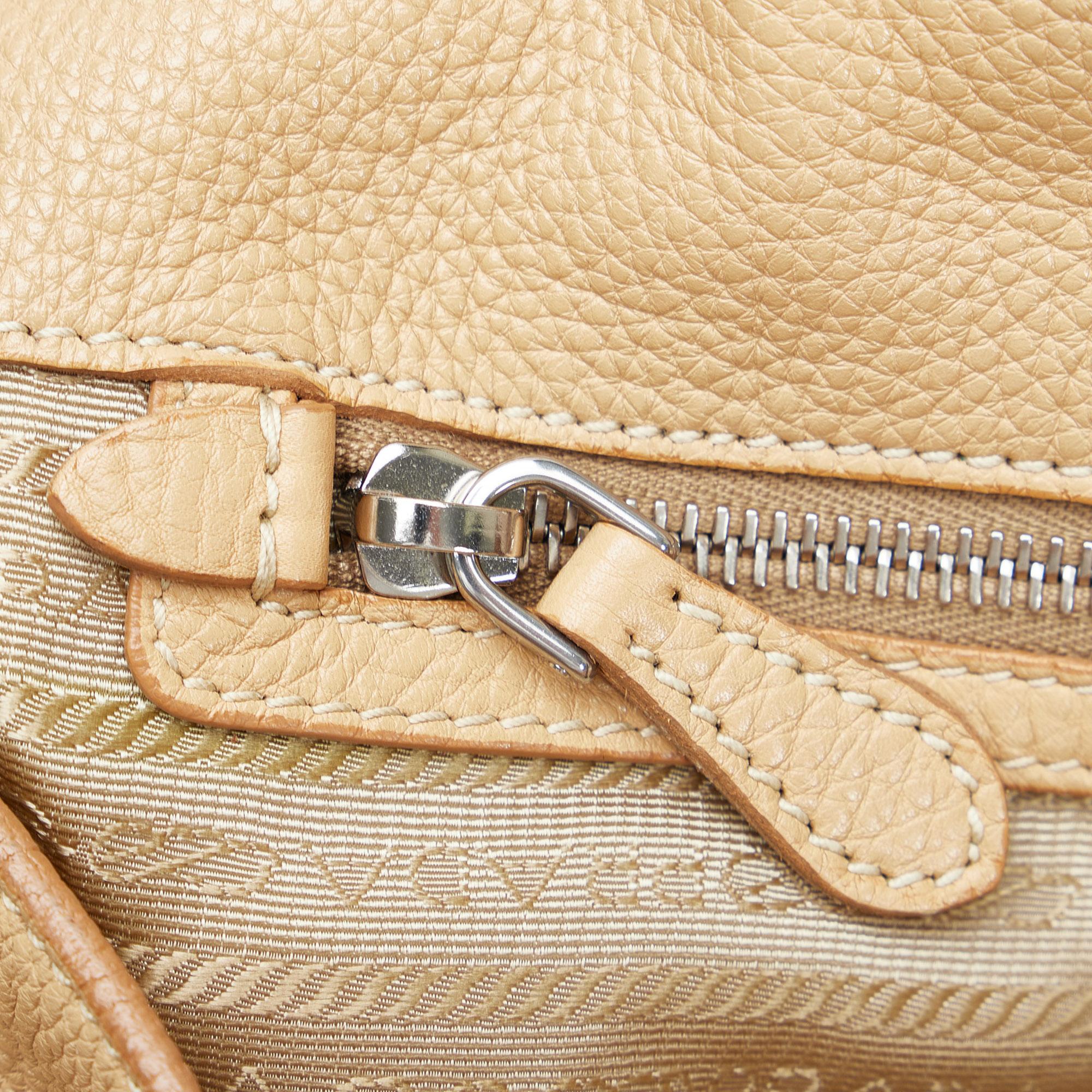 Prada Vitello Daino Satchel (SHG-KQP6jE)