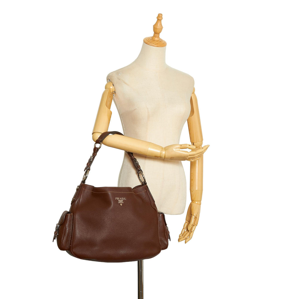 Prada Vitello Daino Side Flap Pockets Shoulder Bag (SHG-ABmcpQ)
