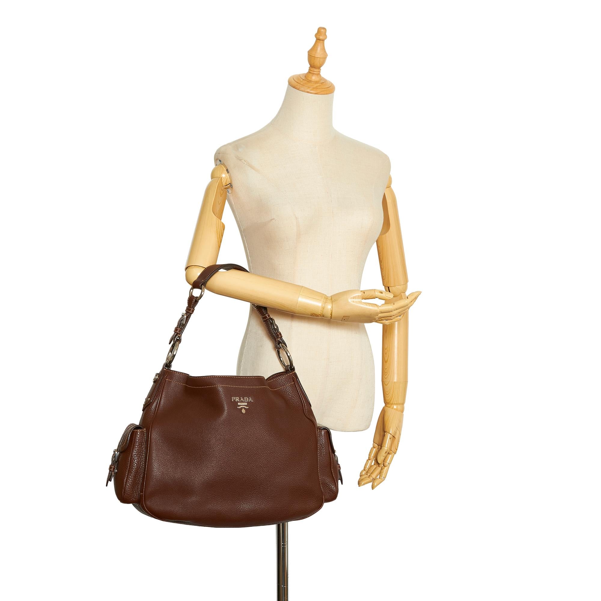 Prada Vitello Daino Side Flap Pockets Shoulder Bag (SHG-ABmcpQ)