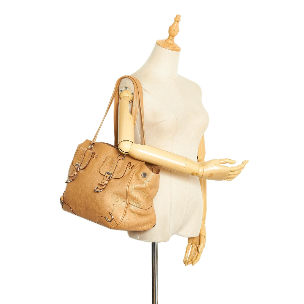 Prada Vitello Daino Tote (SHG-FC6pGa)