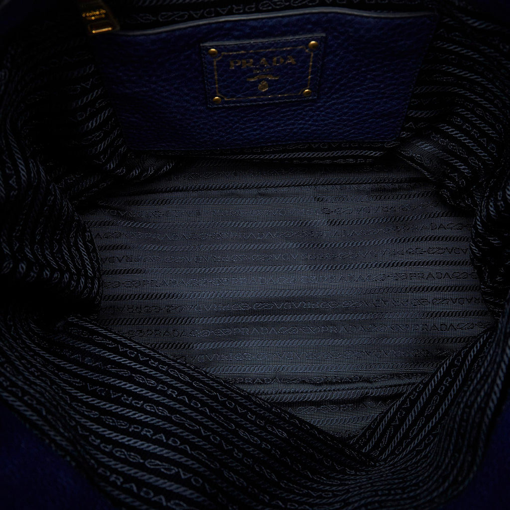 Prada Vitello Daino Tote (SHG-n2WWJy)