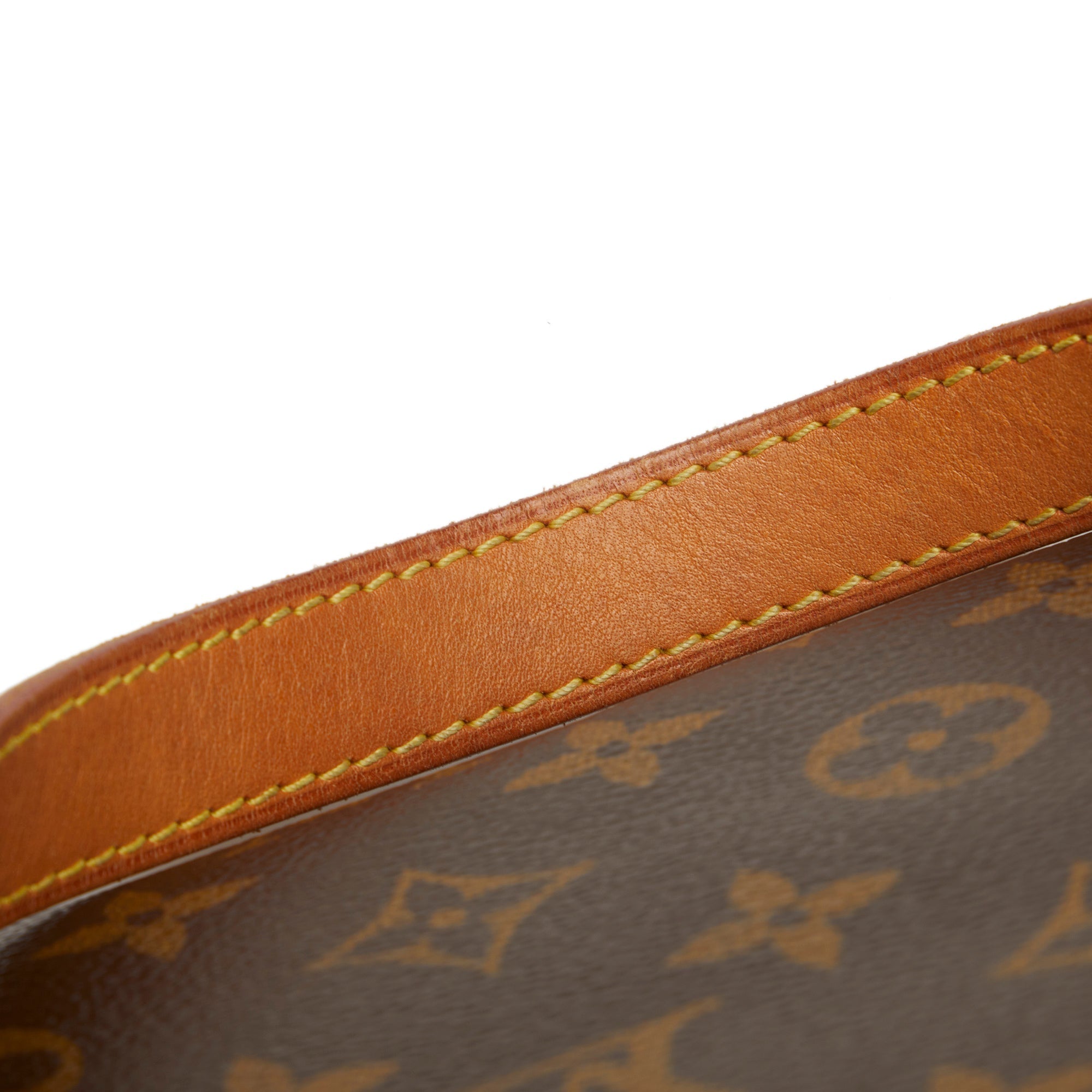 LOUIS VUITTON Monogram Batignolles Horizontal Tote Bag