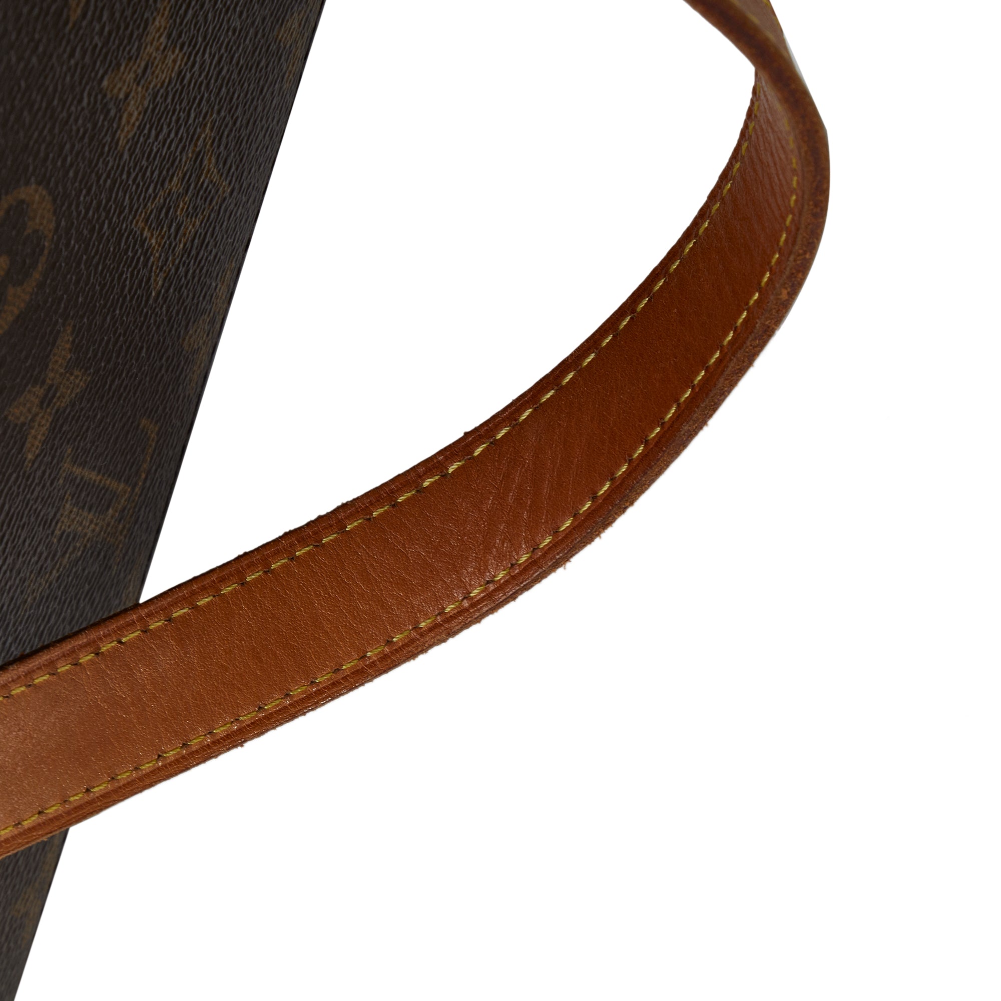 LOUIS VUITTON Monogram Luco Tote Tote Bag