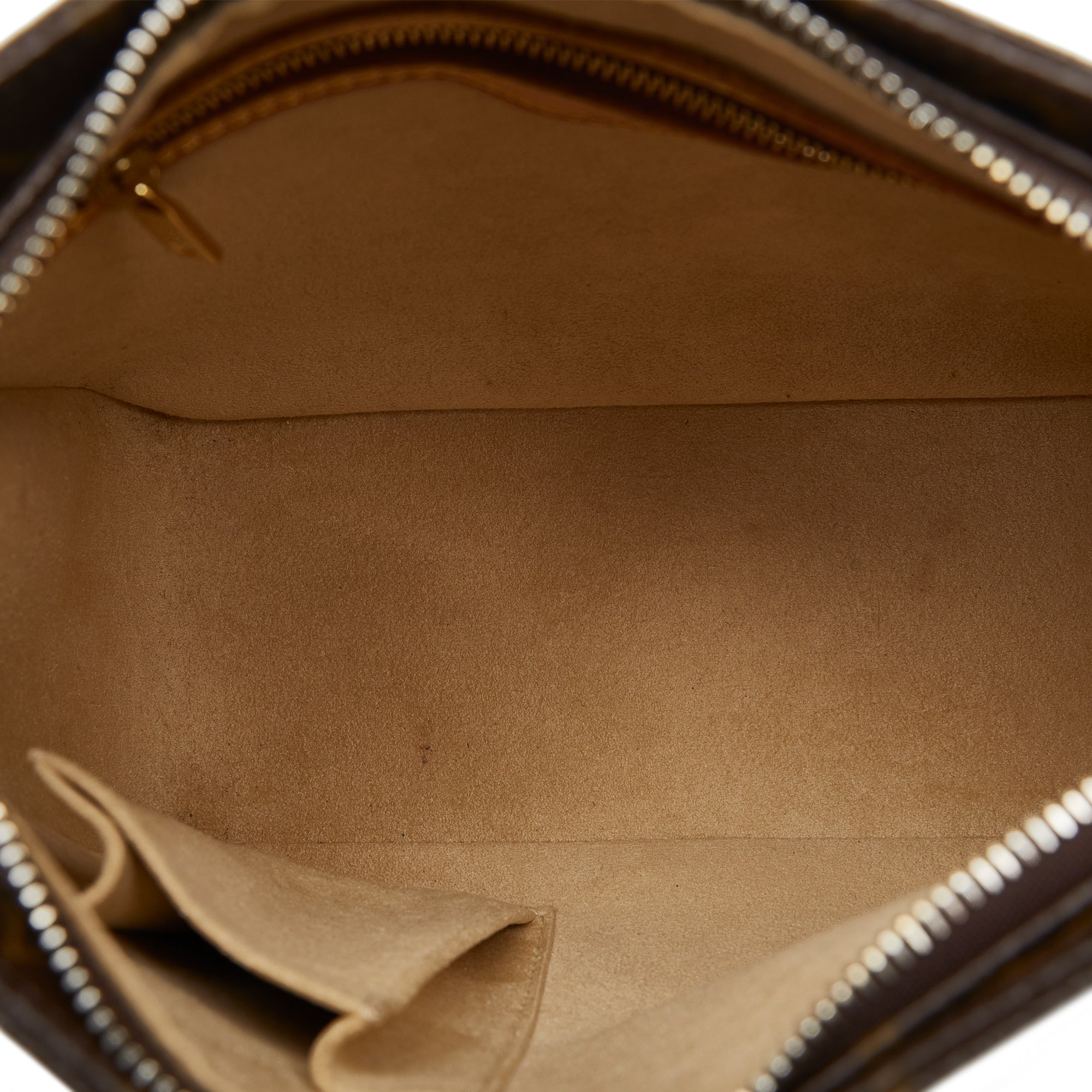 LOUIS VUITTON Monogram Looping MM Shoulder Bag