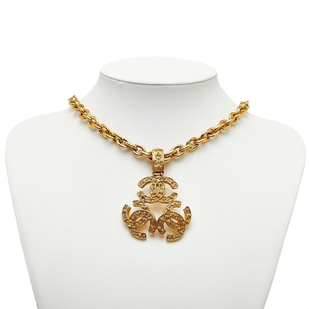CHANEL CC Trinity Pendant Necklace Costume Necklace
