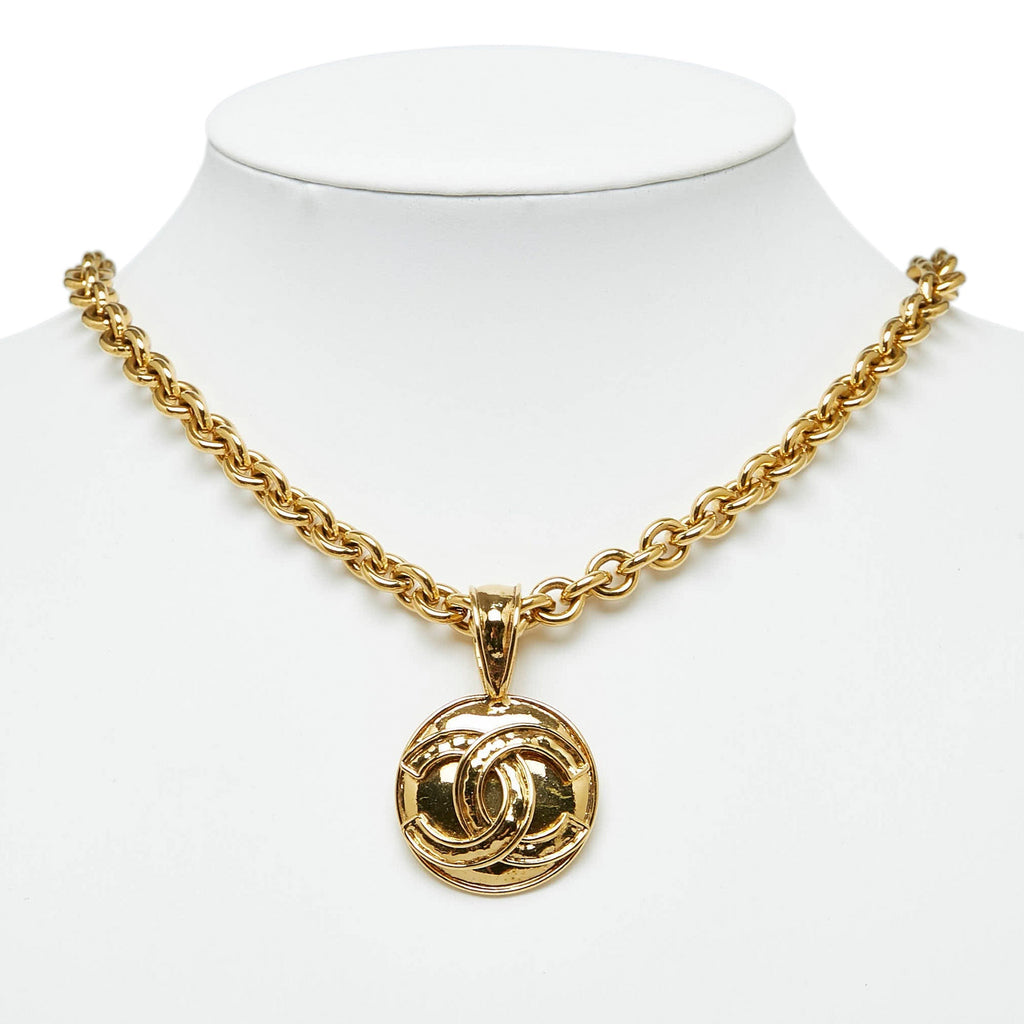 CHANEL CC Pendant Necklace Costume Necklace