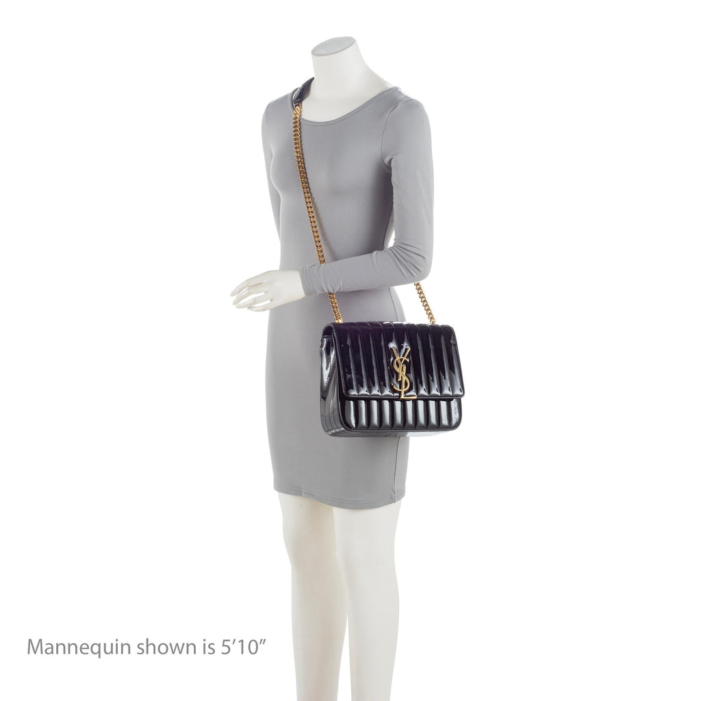 Saint Laurent Matalasse Patent Leather Monogram Vicky Large Shoulder Bag (SHF-zhdP3r)