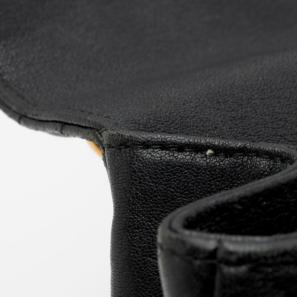 Saint Laurent Matelasse Calfskin Monogram College Medium Shoulder Bag (SHF-p3Eevf)