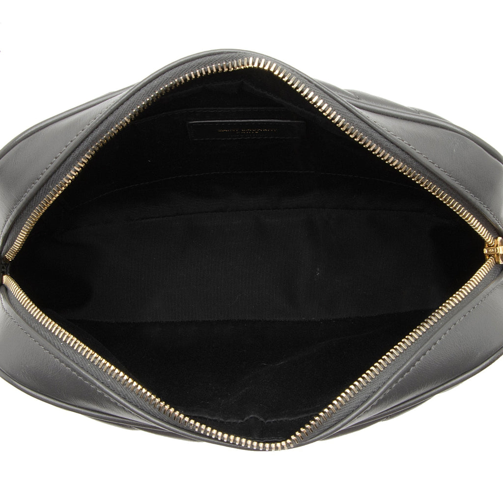 Saint Laurent Matelasse Calfskin Monogram Lou Camera Bag (SHF-Dlf8kG)