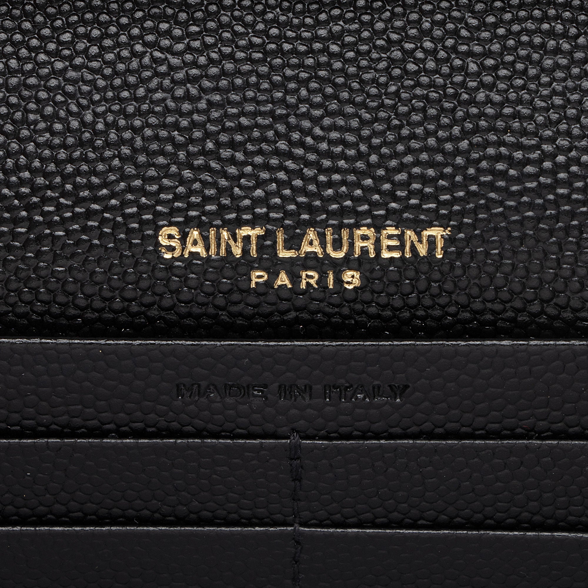 Saint Laurent Matelasse Grain de Poudre Monogram Chain Wallet (SHF-oGbOur)
