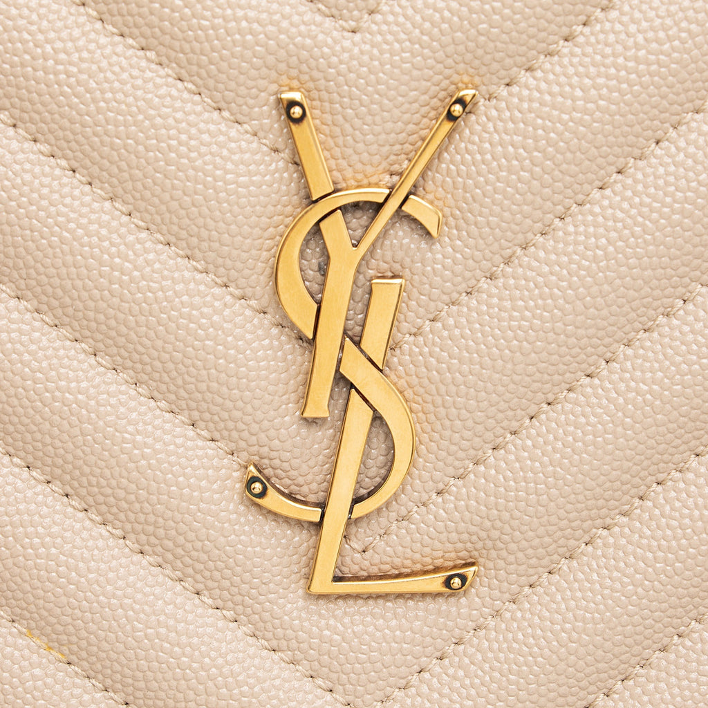 Saint Laurent Matelasse Grain de Poudre Monogram Vinyle Round Camera Bag (SHF-Z2Rbux)