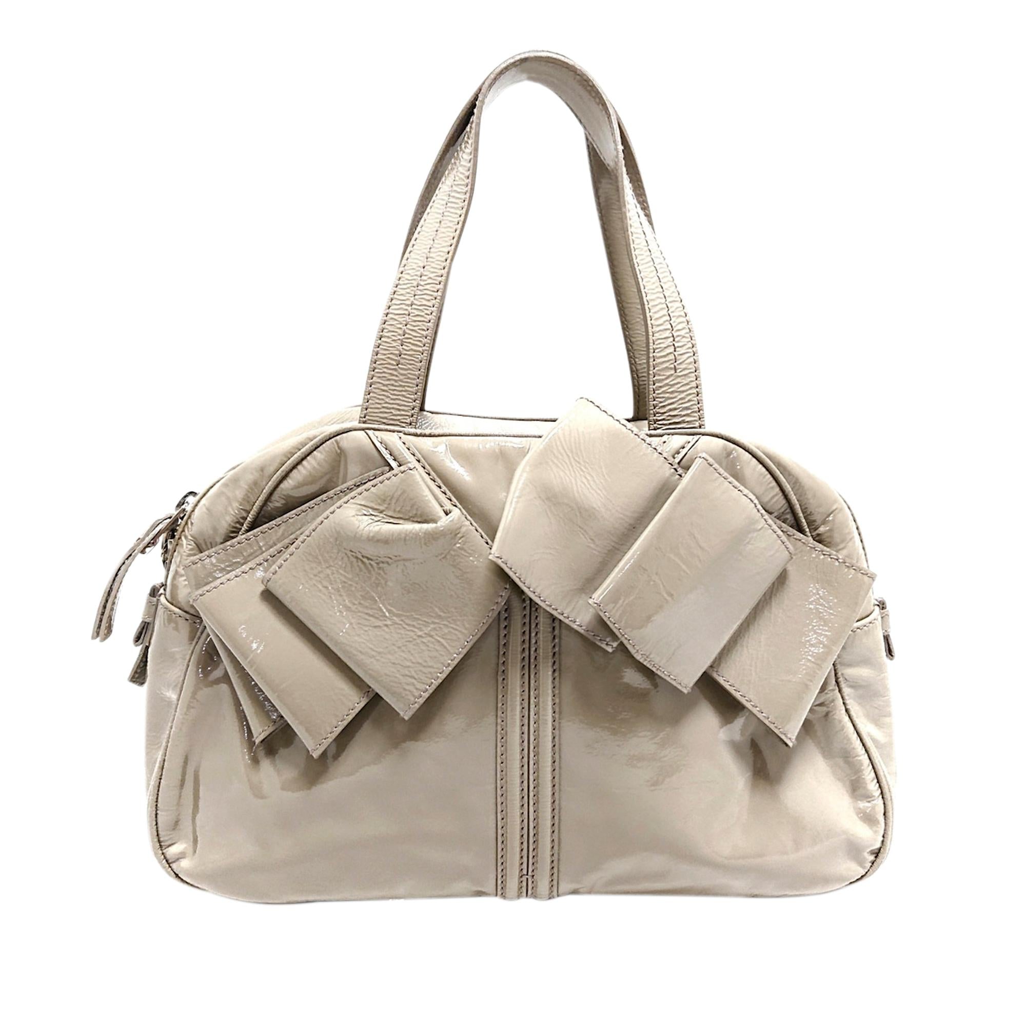 Saint Laurent Patent Leather Shoulder Bag (SHG-33480)