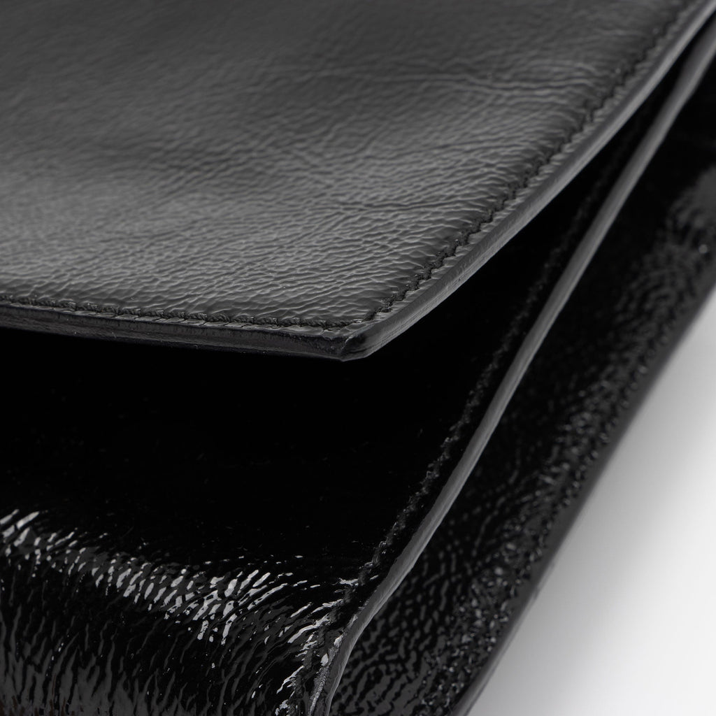 Saint Laurent Vintage Patent Leather Monogram Belle de Jour Clutch (SHF-BY8Utu)