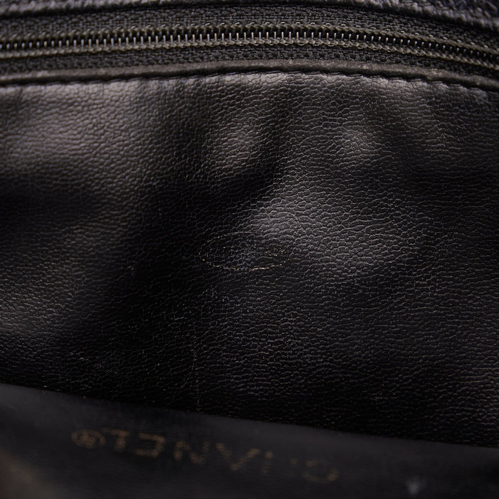 CHANEL CC Caviar Leather Shoulder Bag