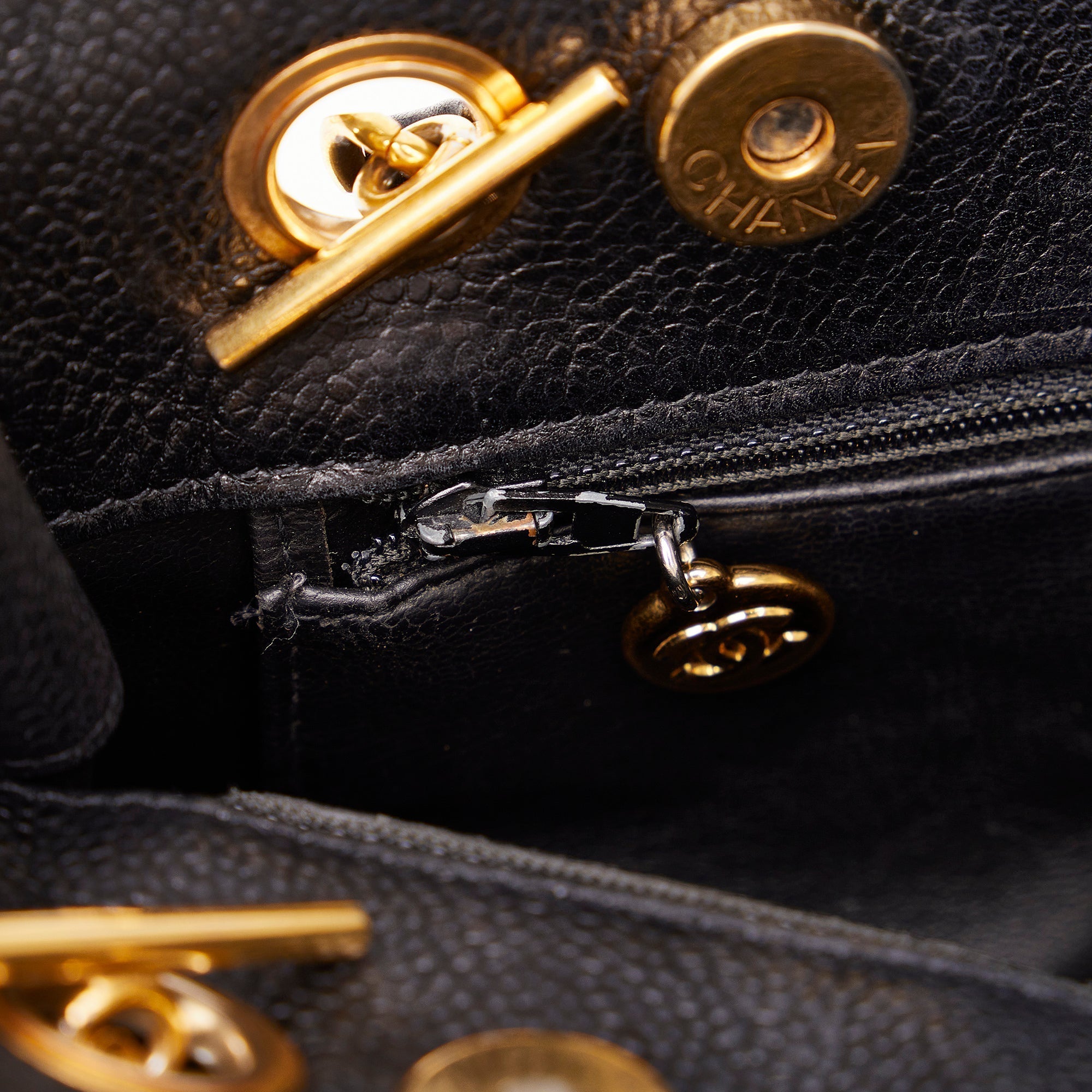 CHANEL CC Caviar Leather Shoulder Bag