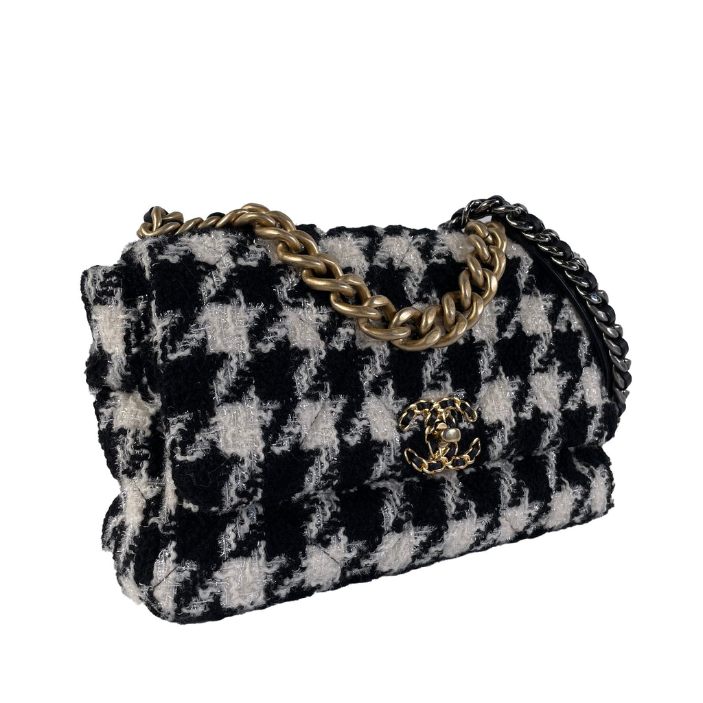 CHANEL Medium Tweed 19 Flap Bag