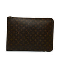 LOUIS VUITTON Monogram Poche-Documents Portfolio 30 Clutch Bag