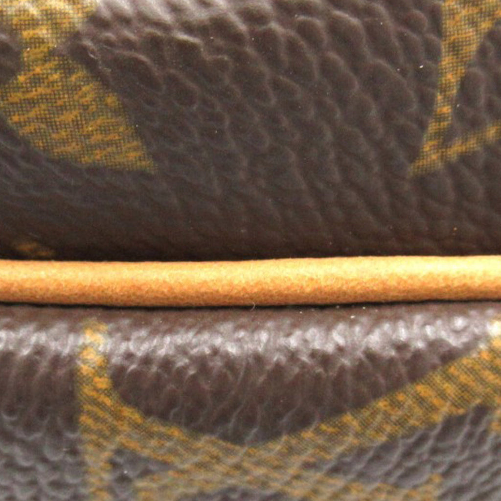 LOUIS VUITTON Monogram Croissant MM Hobo Bag