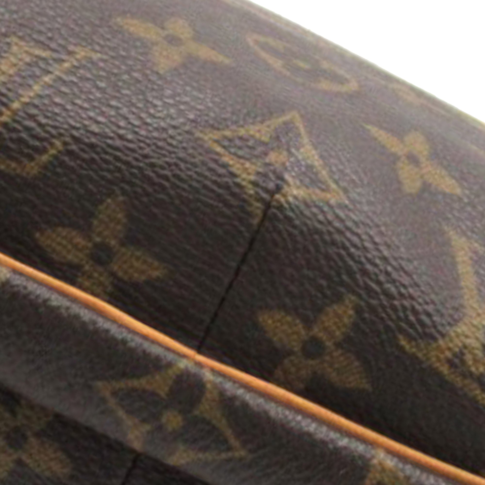 LOUIS VUITTON Monogram Croissant MM Hobo Bag