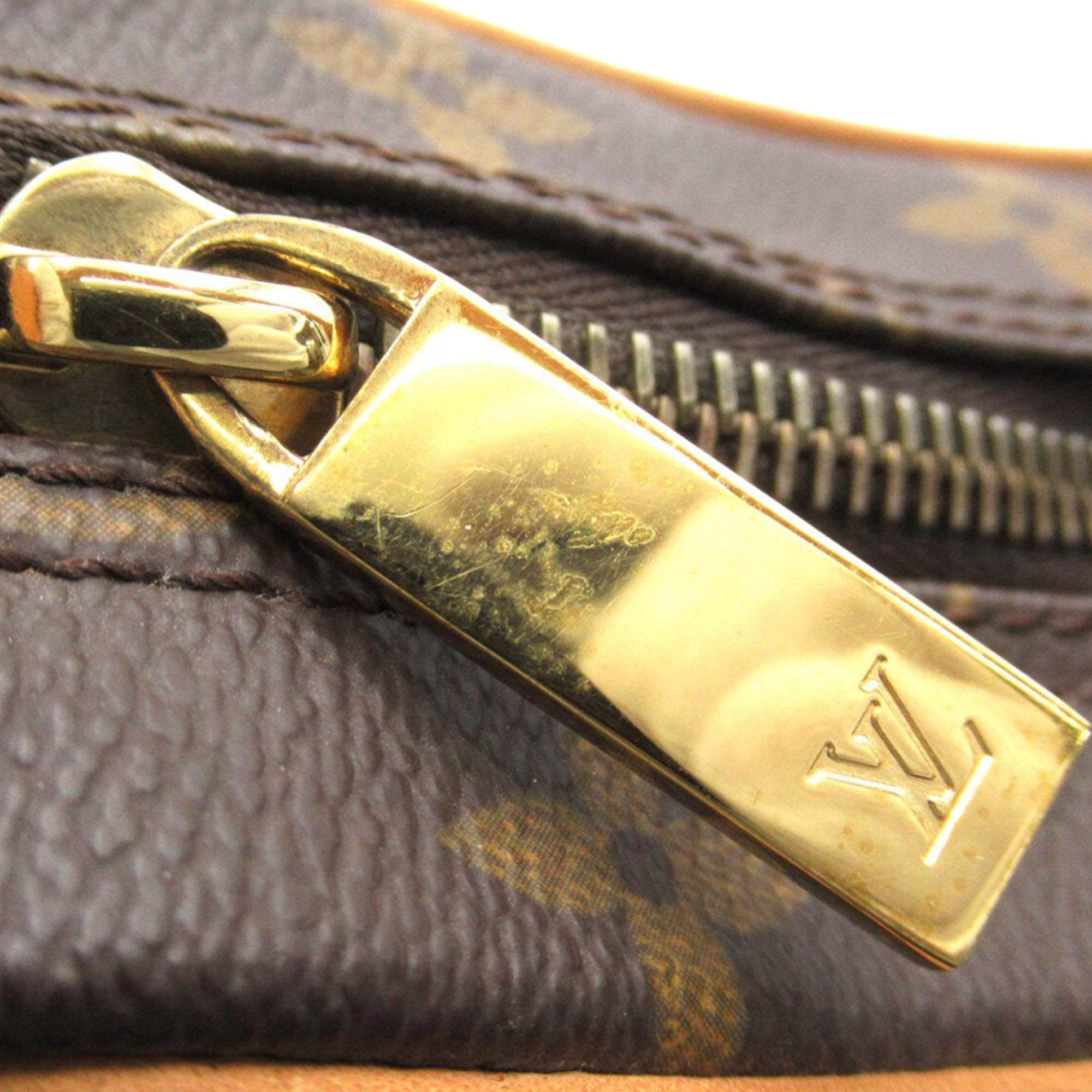 LOUIS VUITTON Monogram Croissant MM Hobo Bag