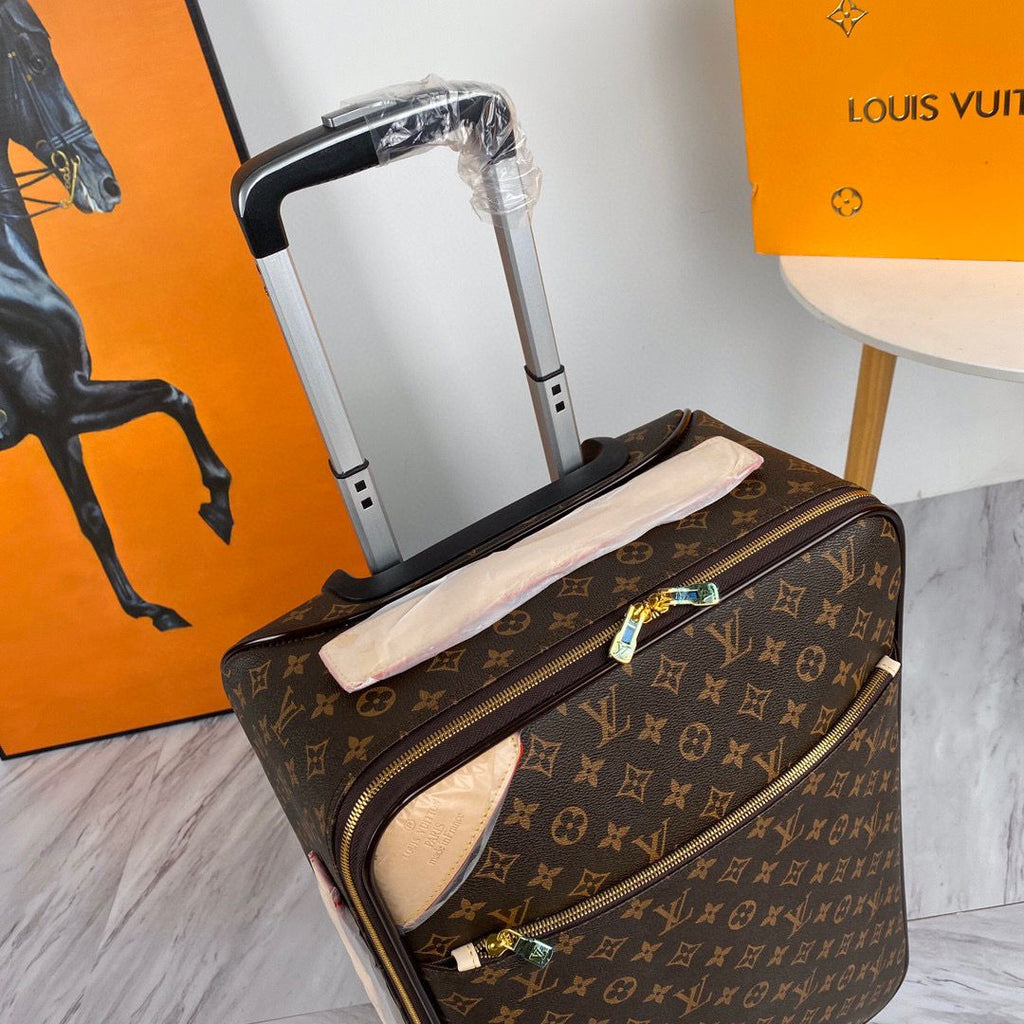 Louis Vuitton Rolling Luggage - Monogram