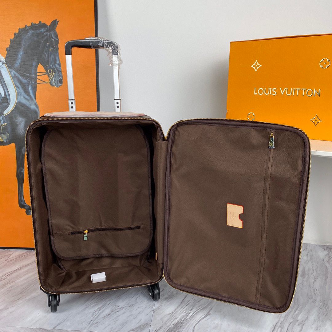 Louis Vuitton Rolling Luggage - Monogram