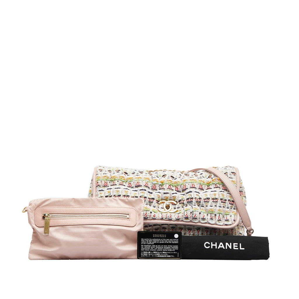 CHANEL Jumbo Tweed Chesterfield Single Flap Shoulder Bag