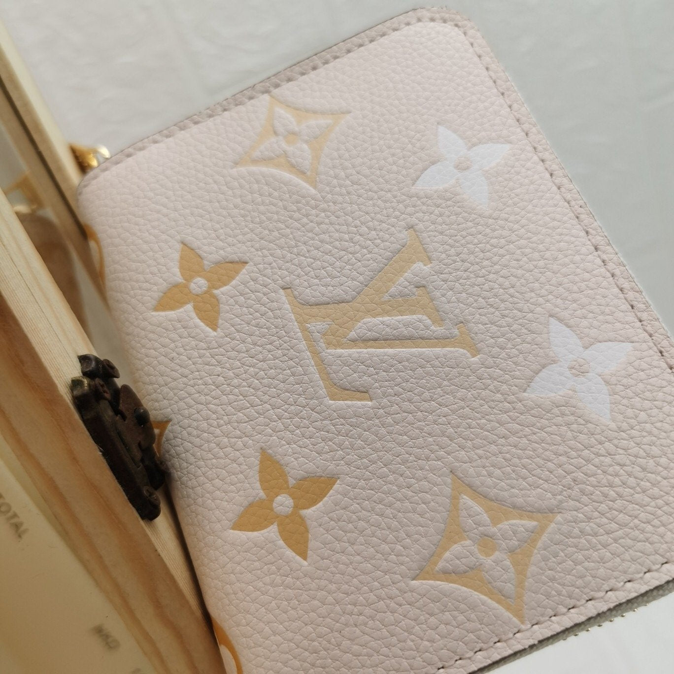 Designer Wallet louis vuitton 110