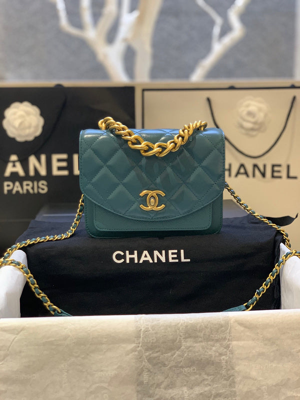 aura-bags - Chanel Bags - 7435