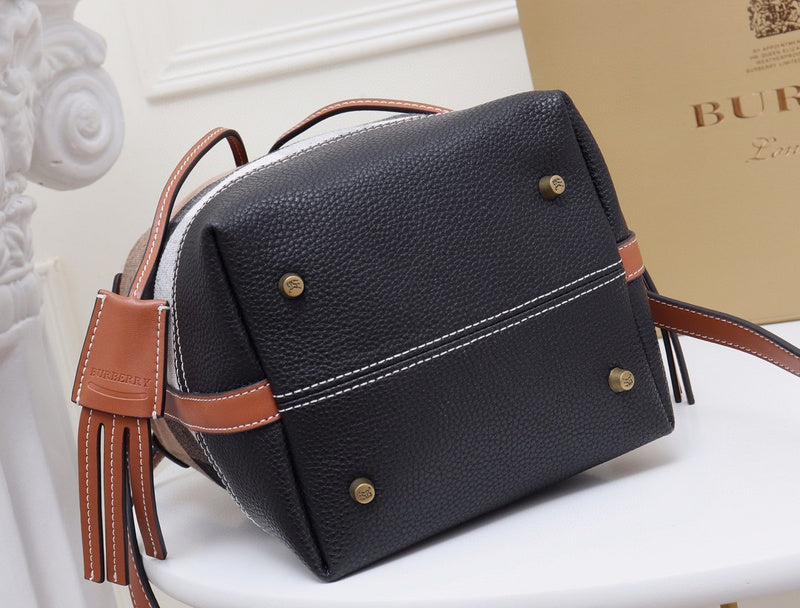 Burberry Bags - BG Bags - 989