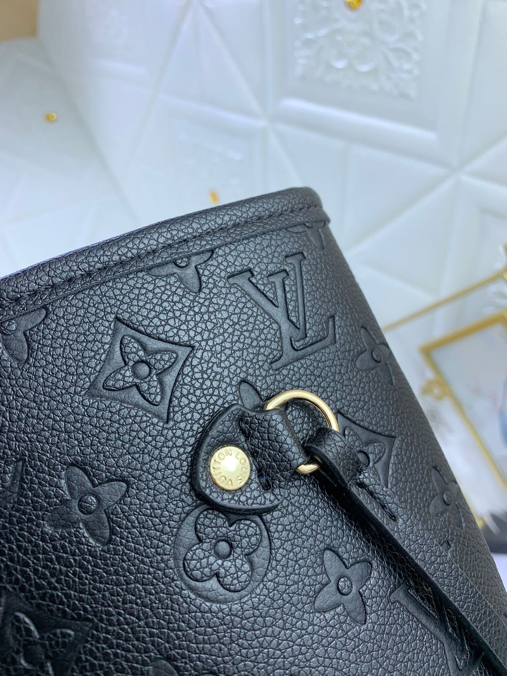 Luxury Bags Louis Vuitton  859