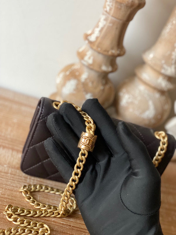aura-bags - Chanel Bags - 2592