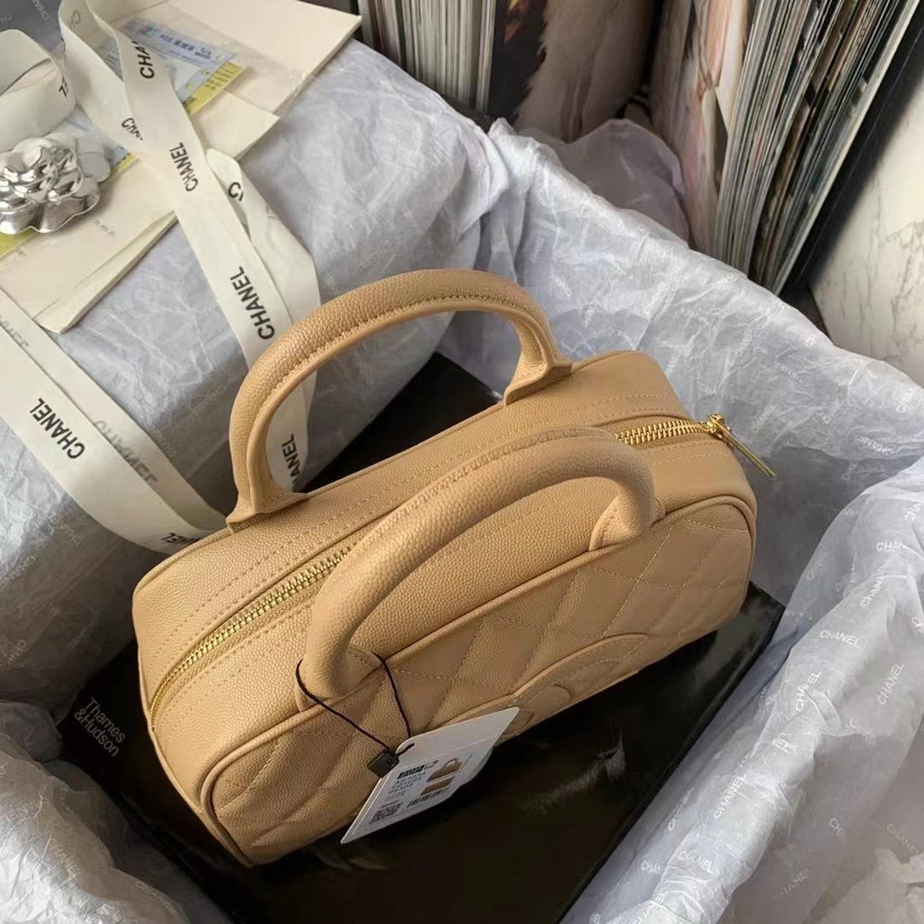 Chanel - Luxury Bag - CHL - 095