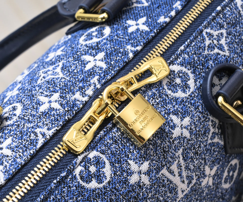 Luxury Bags Louis Vuitton  876