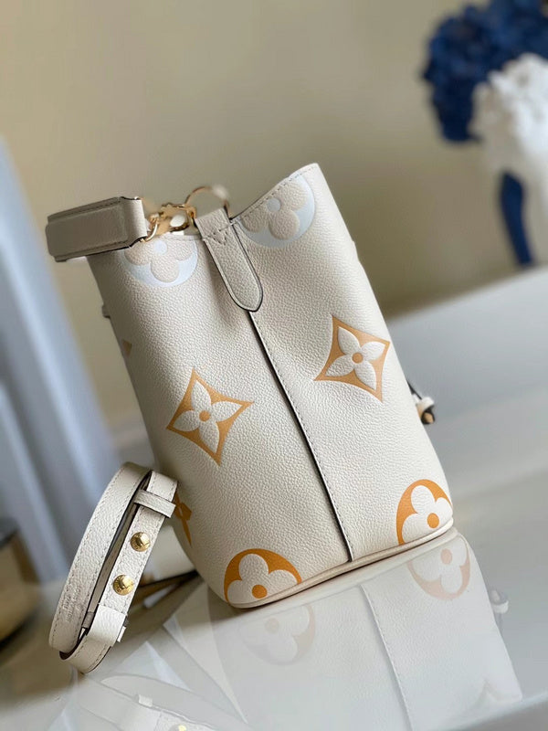Louis Vuitton Luxury Bags 2525