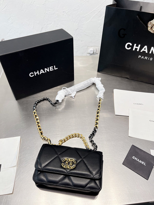aura-bags - Chanel Bags - 7098