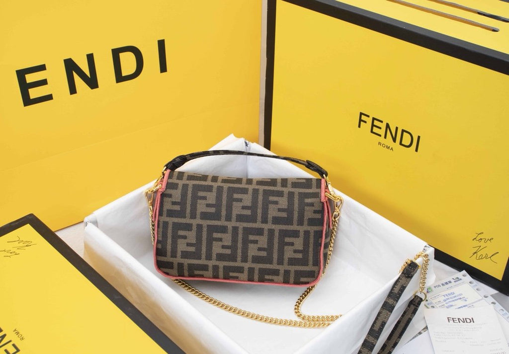 Designer Handbags Fendi 163