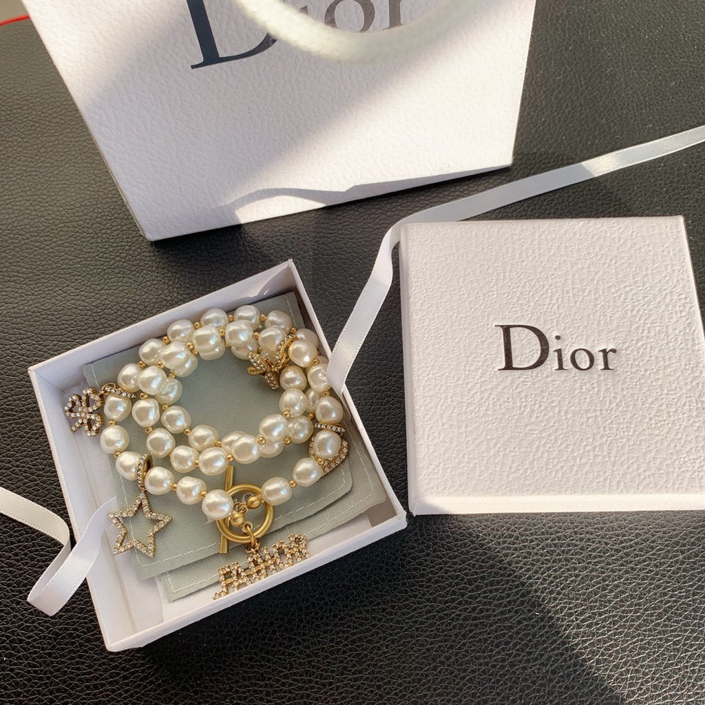 BG - Holiday Necklace dior011