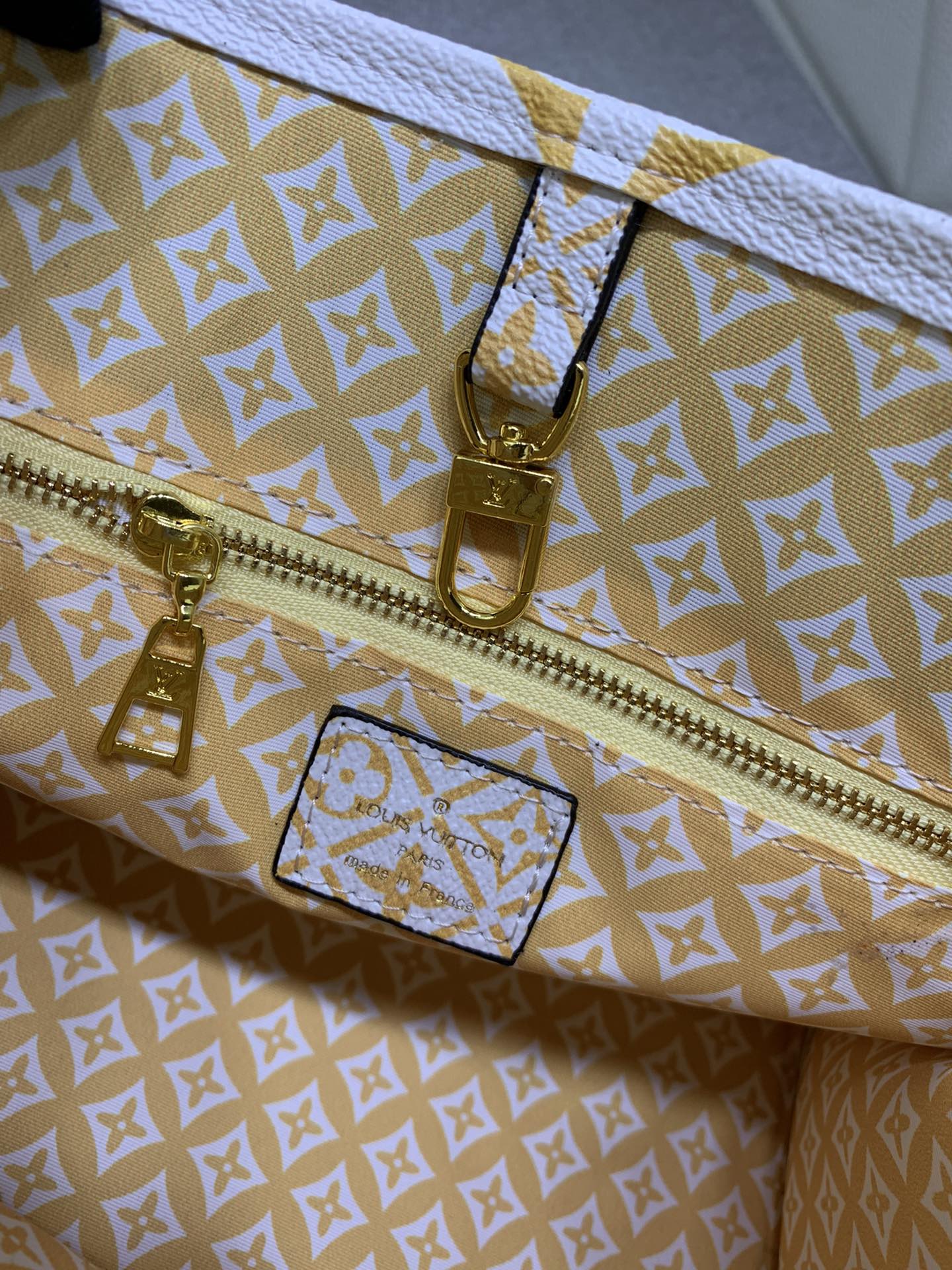 Luxury Bags Louis Vuitton  816