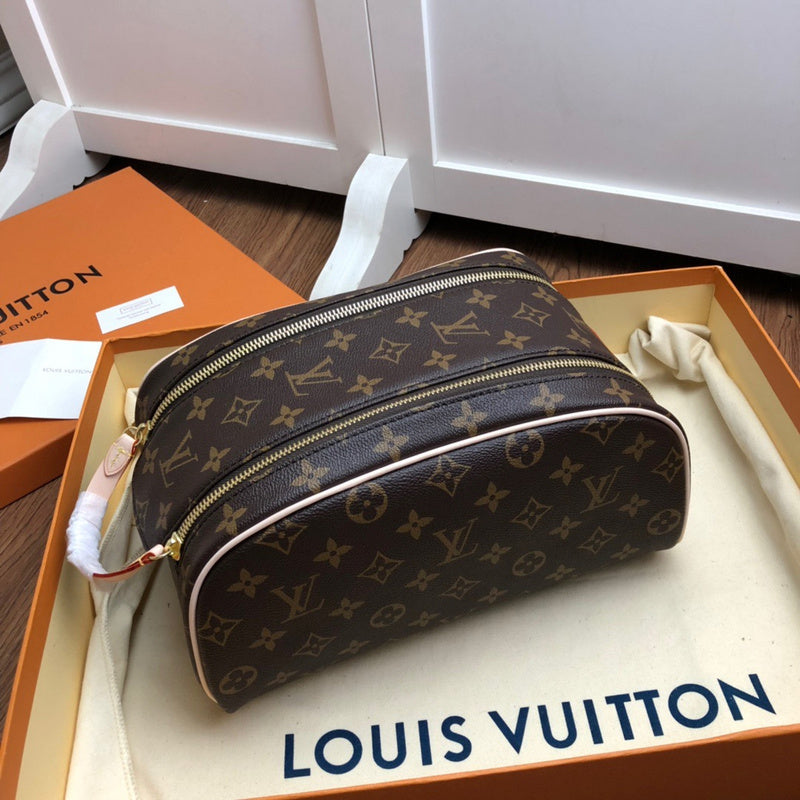 Louis Vuitton Luxury Bags 1920