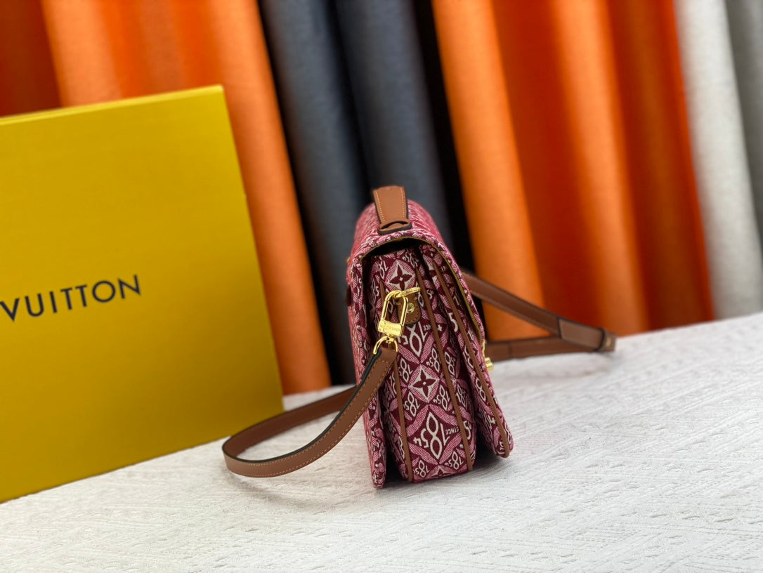 Luxury Bags Louis Vuitton  801