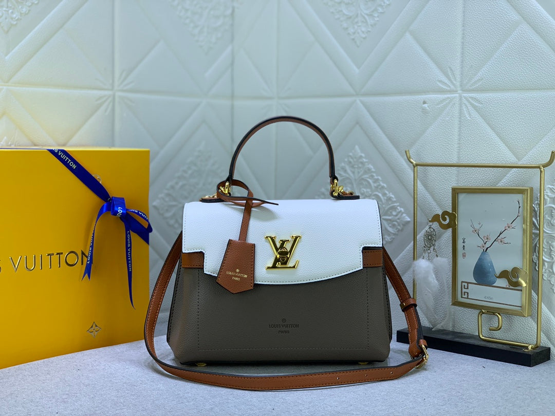 Luxury Bags Louis Vuitton  743