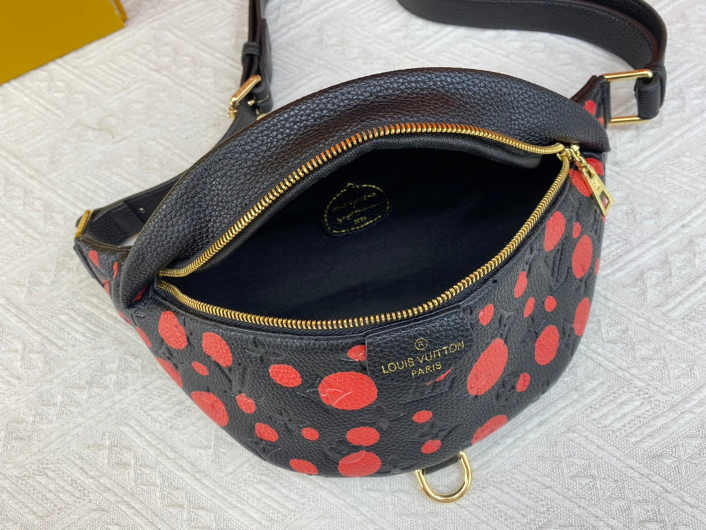 Luxury Bags Louis Vuitton  831