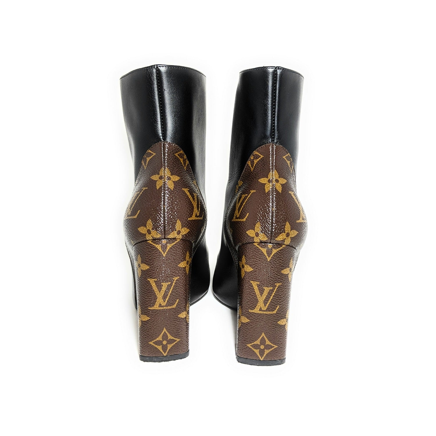 Louis Vuitton Matchmake Ankle Boots in Black 37